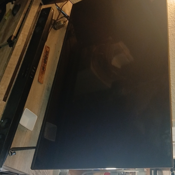 LG Black Flat Screen Display - Picture 1 of 2